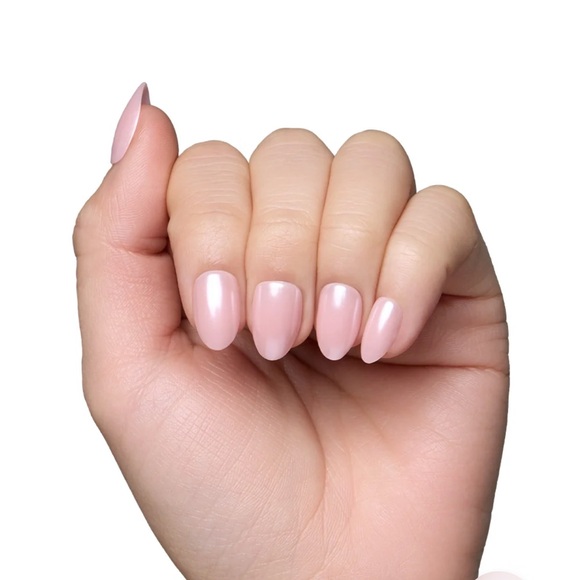 Glamnetic Press-On Nails Pinch Me Short Oval NWT - Picture 5 of 7